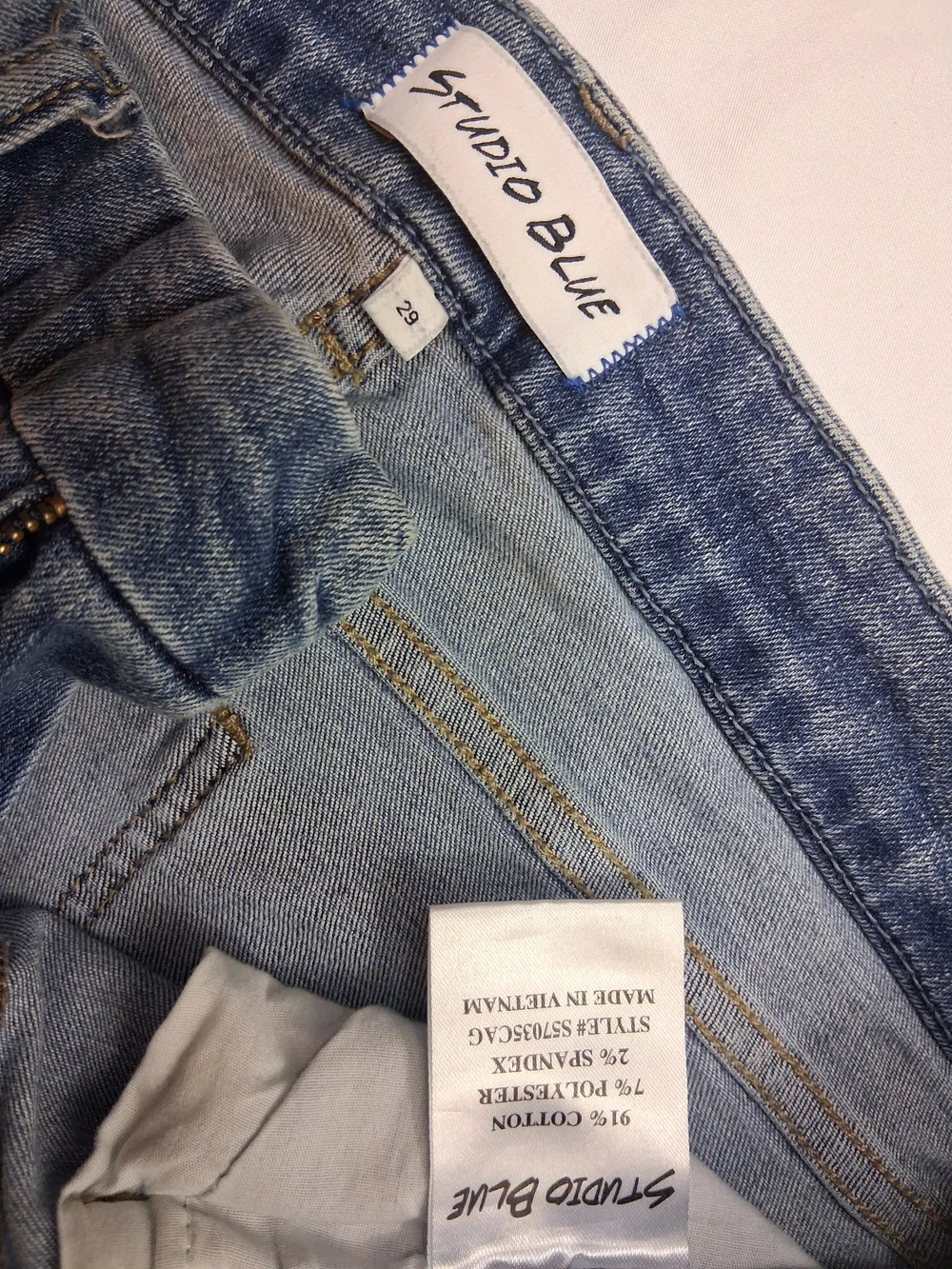 Distressed Ankle Crop Jeans - Light Blue by Universal Thread